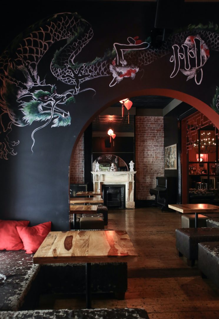 restaurant fresque graffiti